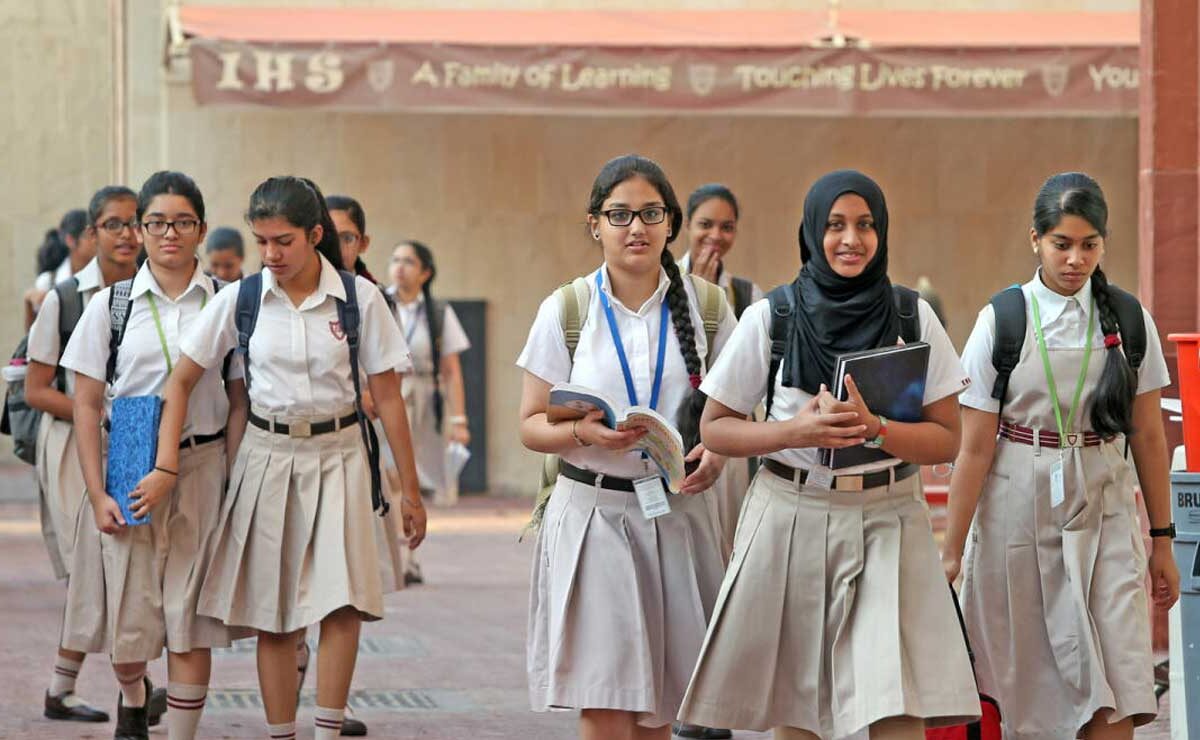 TN SSLC Result 2025 Declared: 93.8% Pass Rate, Girls Outshine Boys Again 1 TN SSLC Result 2025 Declared: 93.8% Pass Rate, Girls Outshine Boys Again
