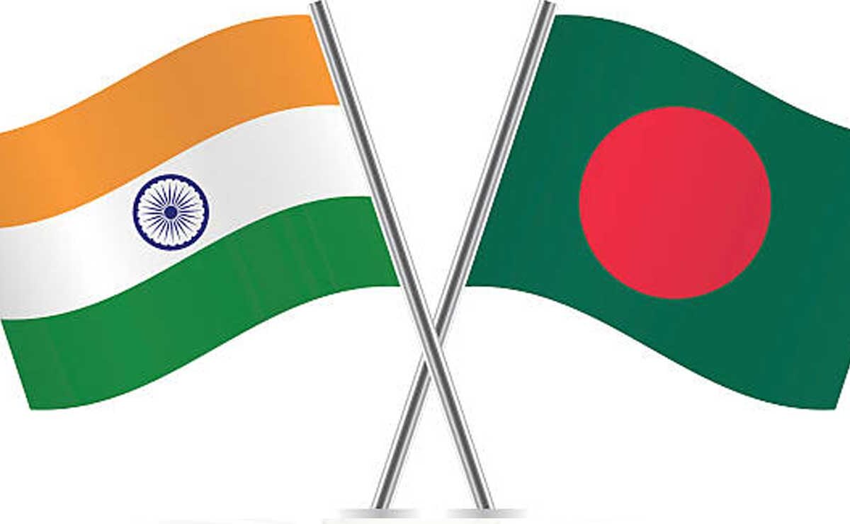 Ex-Bangladesh General’s China Alliance Call Sparks India Tension, Trade Fallout 1 Tensions rise between India and Bangladesh after a retired general’s controversial China alliance proposal.