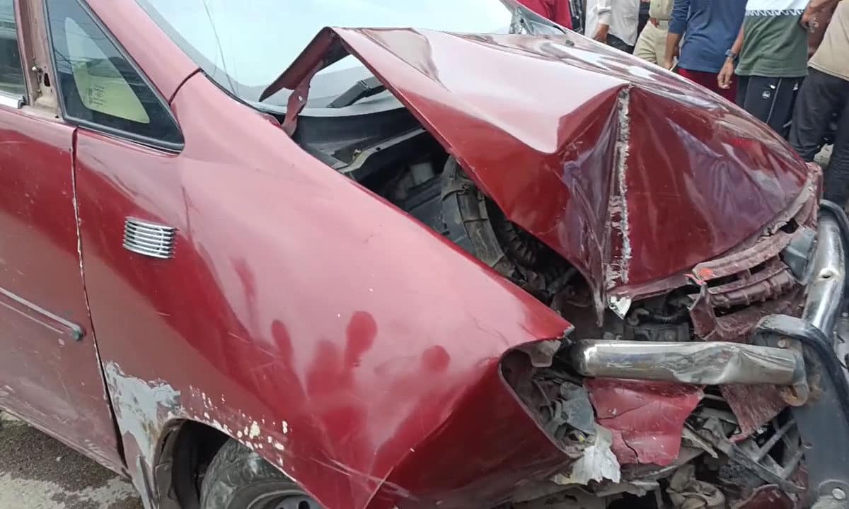 Hyderabad: Speeding Car Causes Chaos on Milad Road in IS Sadan PS Limits