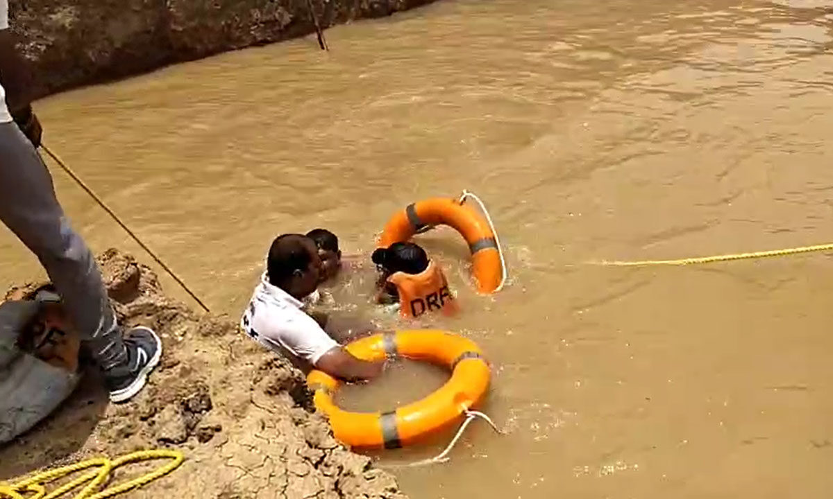 Tragedy in Uppal: Two Boys Go Missing, One Found Dead in Construction Pit 1 Tragedy in Uppal: Two Boys Go Missing, One Found Dead in Construction Pit