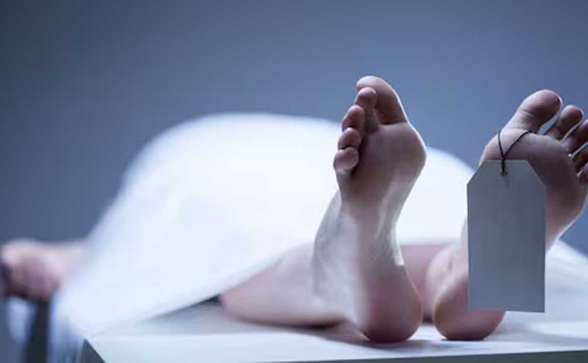 Telangana: Mother Killed, Son Injured in Road Accident 1 Telangana: Mother Killed, Son Injured in Road Accident
