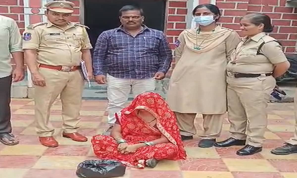 Hyderabad: STF Raids in Dhoolpet and Ameerpet: Ganja and LSD Busts, Three Arrested