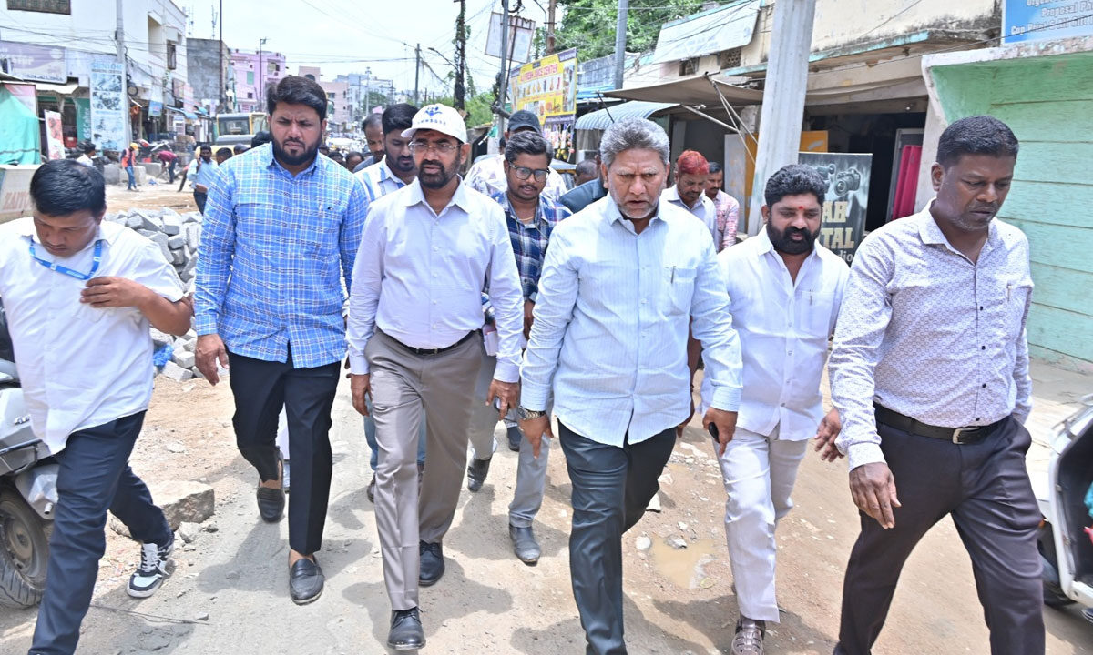 HMWSSB Inspects Sewer Network Works in Toli Chowki, Seven Tombs, and Shaikpet 1 HMWSSB Inspects Sewer Network Works in Toli Chowki, Seven Tombs, and Shaikpet