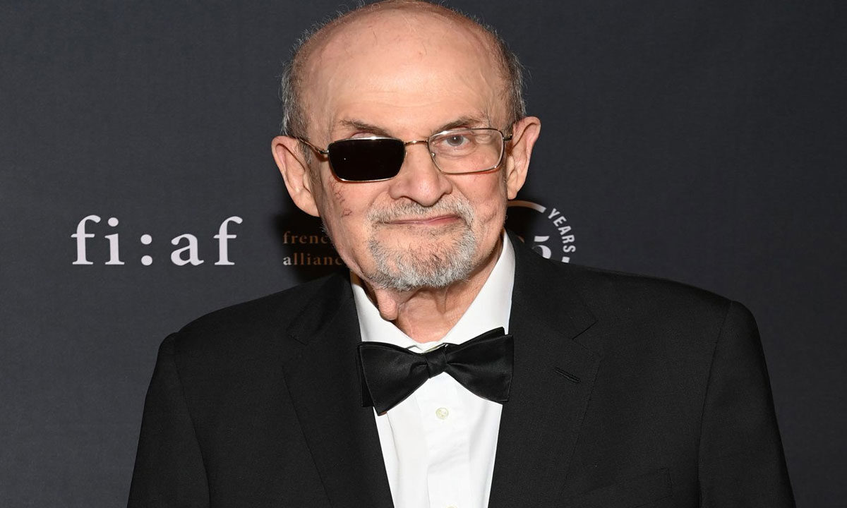 Salman Rushdie Attacker Hadi Matar Sentenced to 25 Years, Calls Author a “Bully” in Court 1 Salman Rushdie Attacker Hadi Matar Sentenced to 25 Years, Calls Author a “Bully” in Court