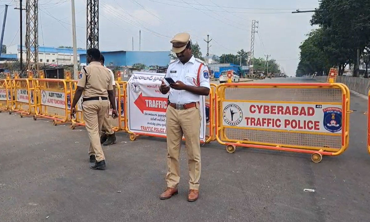 Traffic Alert: 15-Day Diversion from Durga Nagar to Aramghar Due to CC Road Work, Check Alternate Routes 1 Traffic Alert: 15-Day Diversion from Durga Nagar to Aramghar Due to CC Road Work, Check Alternate Routes