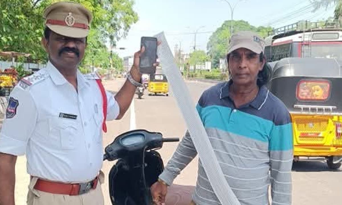 Telangana Shocking: Kazipet Cops Catch Two-Wheeler with 233 Pending Traffic Fines Worth.....