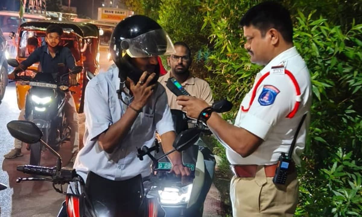 Hyderabad: 454 Booked for Drunk Driving in Cyberabad, Police Issue Stern Warning