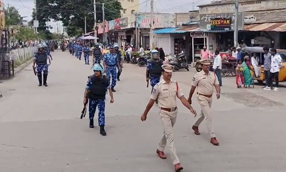 RAF and Local Police Conduct March to Instill Confidence Among Citizens