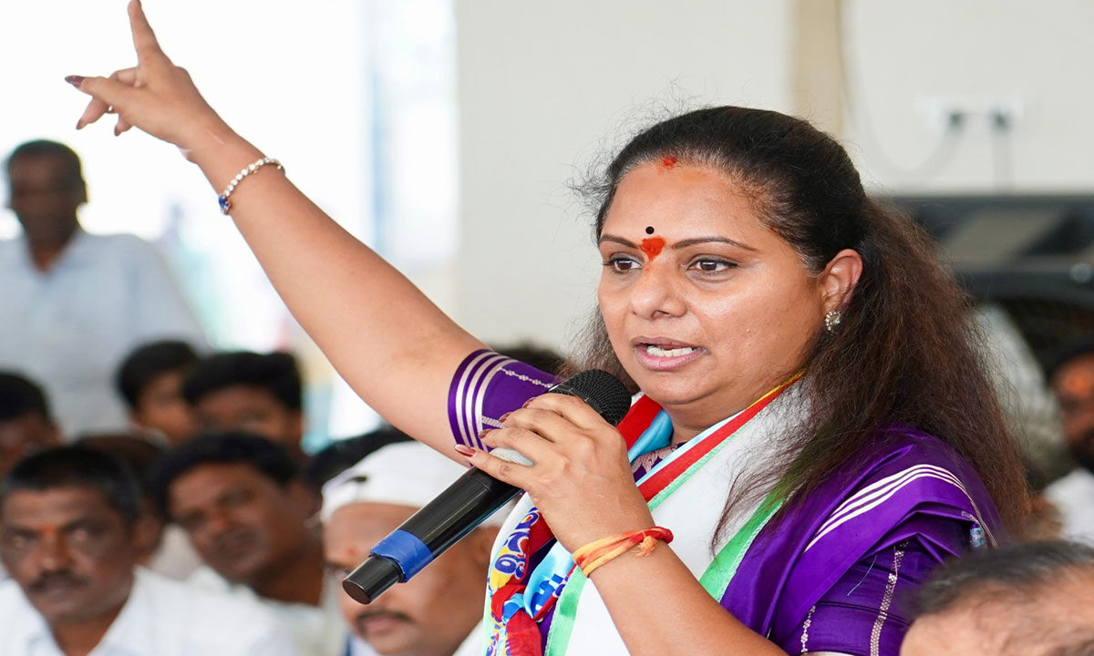 Kavitha Announces Statewide 'Rail Roko' Protest on July 17 for BC Reservations 1 Kavitha Announces Statewide 'Rail Roko' Protest on July 17 for BC Reservations