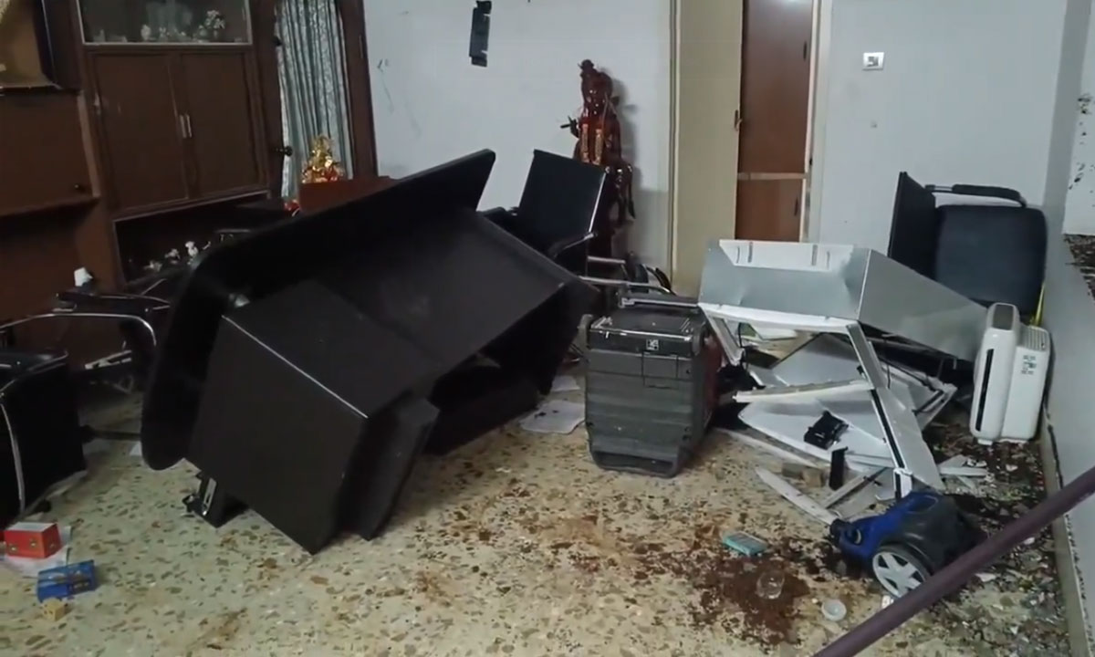 Andhra Pradesh: Former YSRCP MLA Prasanna Kumar Reddy’s House Attacked 1 Andhra Pradesh: Former YSRCP MLA Prasanna Kumar Reddy’s House Attacked