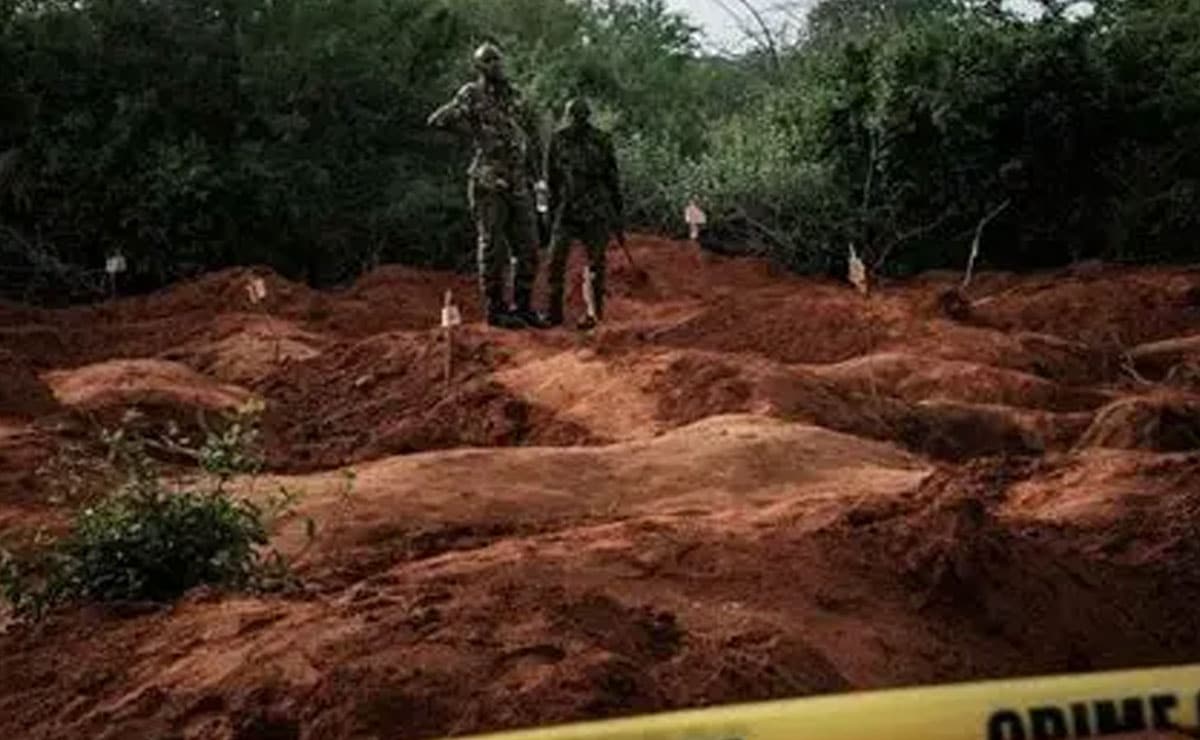 UP: Police dig up woman’s grave after her husband is accused of killing her.