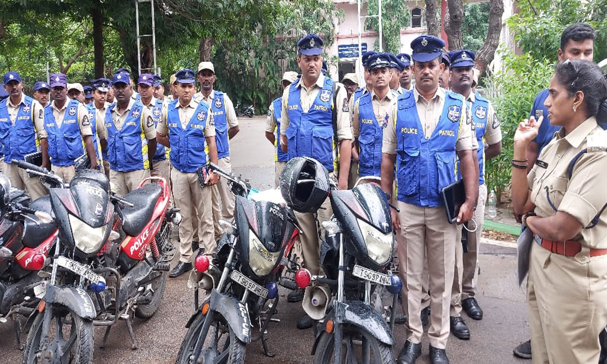 DCP Central Zone Conducts Inspection of Patrol Mobiles and Blue Colts in Hyderabad