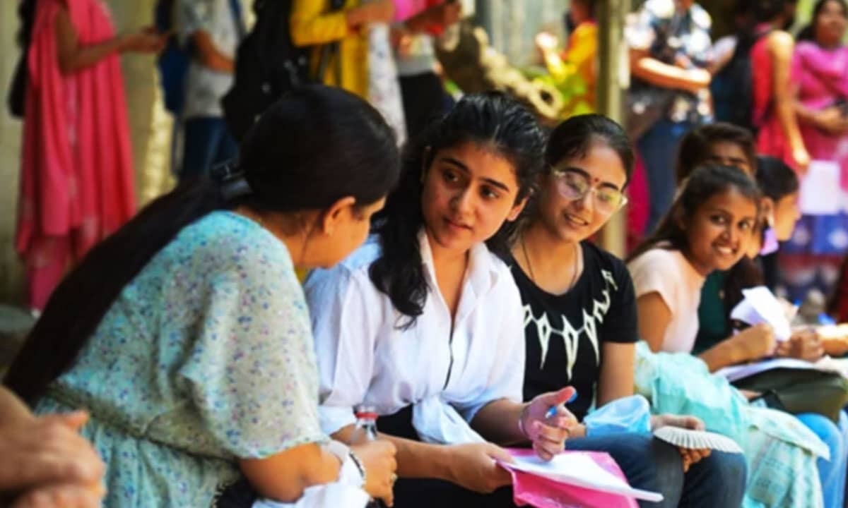Telangana Forms 10-Member Committee to Fix Fees for Private Professional Colleges