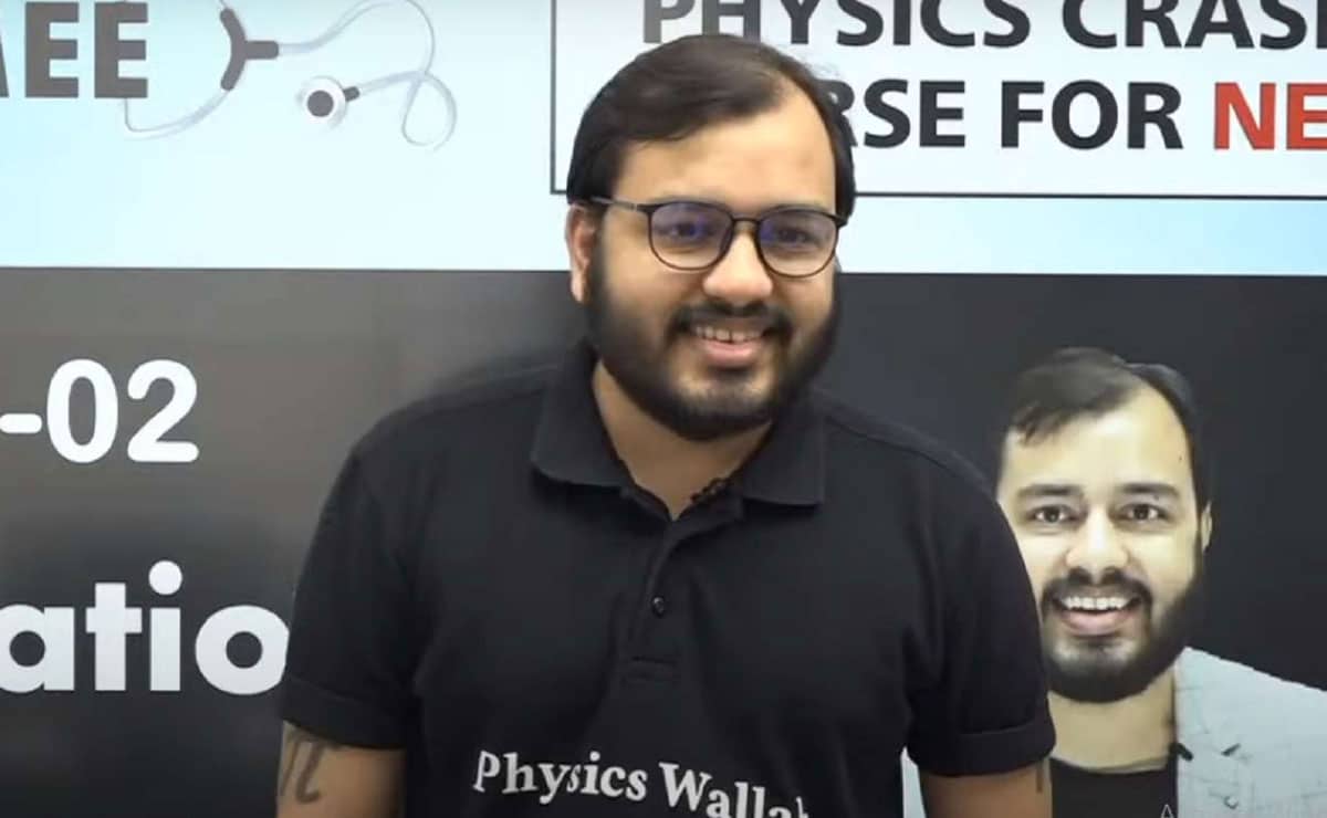 PhysicsWallah’s Free Scholarship Test Offers Full Coaching & Cash Prizes