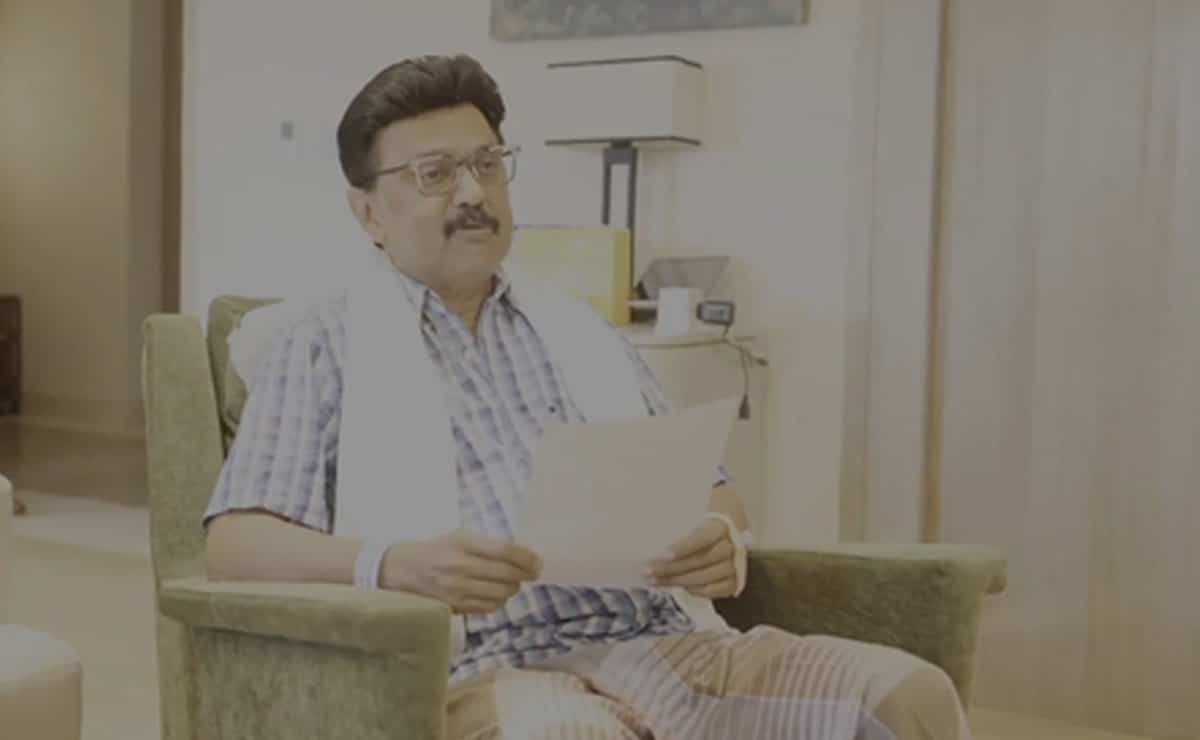 Hospitalized Stalin continues official duties, to resume district visits soon