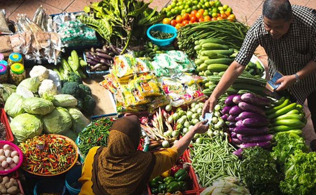 Hyderabad: Vegetable prices rise, people face severe hardships