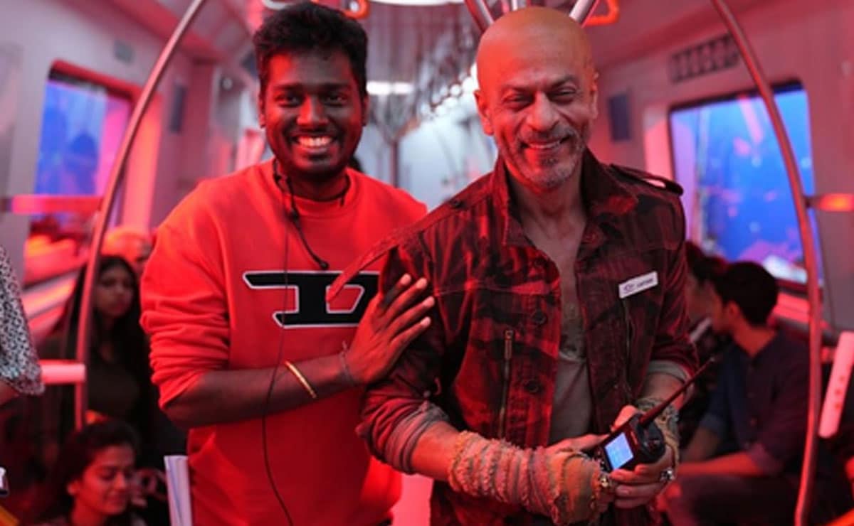 Director Atlee tells Shah Rukh Khan: Super happy you got the National Award for our movie Jawan!