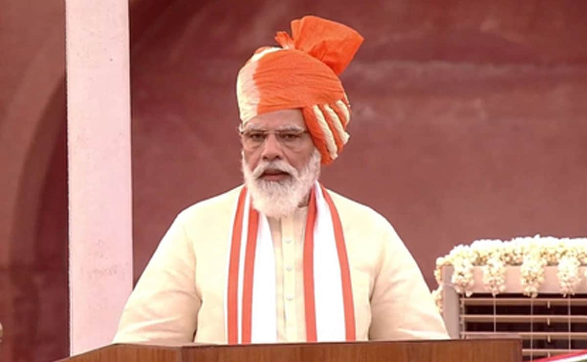 PM Modi invites citizens to share ideas for Independence Day speech