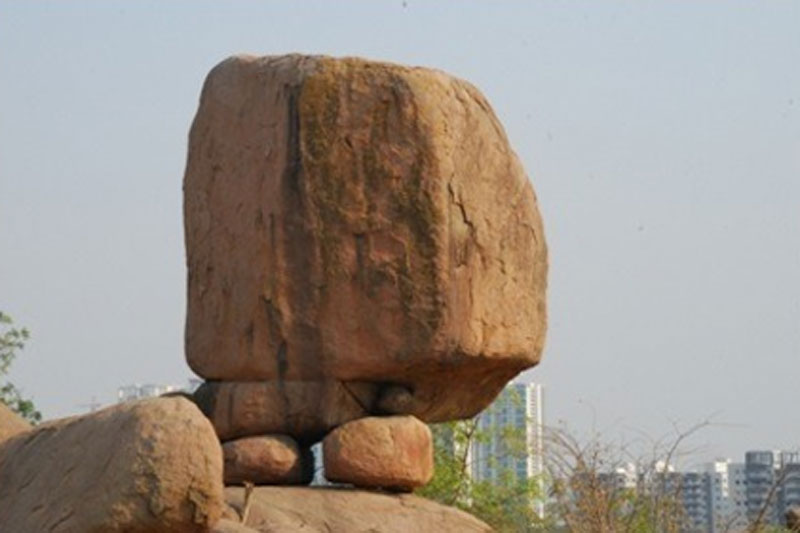 ROCKS MANUU 3 MANUU Receives Award for Preserving Rocks