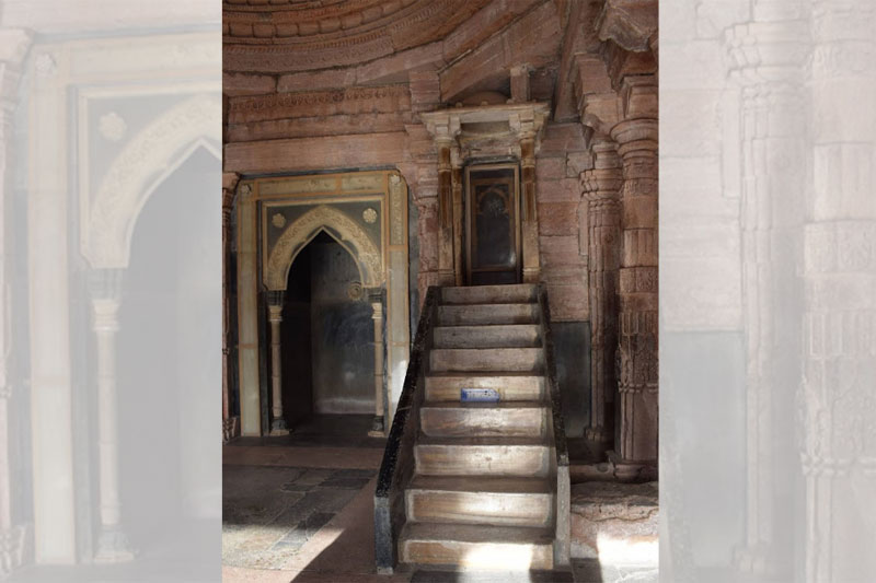 RAJA BHOJ MASJID Trouble brews over Bhopal's Jama Masjid, 11th-century Bhojshala monument
