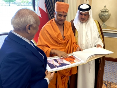 Bahrain 1 Bahrain PM meets BAPS delegation, discusses construction of Hindu temple
