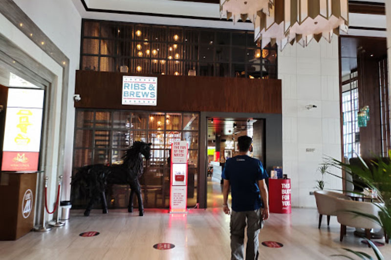 RIBBS AND BREWS 5 must visit restaurants in Dubai