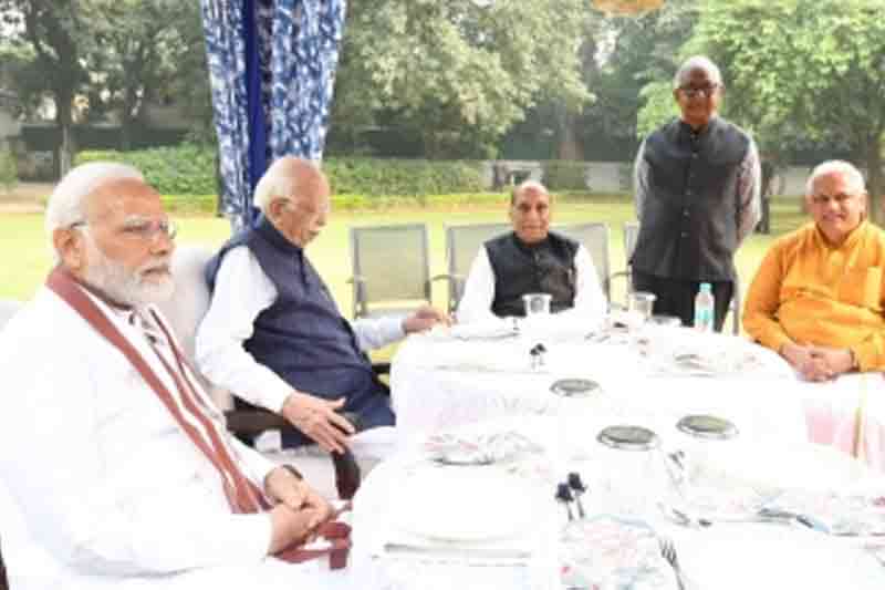 L.K ADVANI PM Modi, Rajnath visit L.K. Advani on 95th b'day