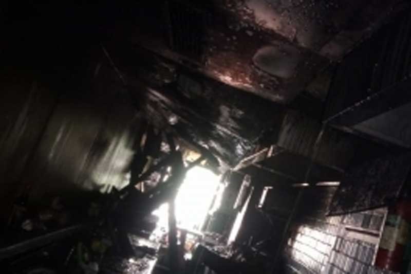 delhi fire1 Fire breaks out at restaurant in Delhi's Khan Market