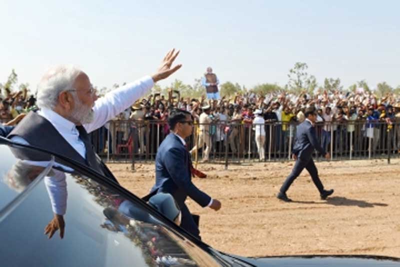 modi BJP hopes 'Modi magic' will work in Karnataka as it did in Gujarat