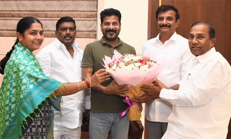 Four BRS MLAs meet Revanth Reddy