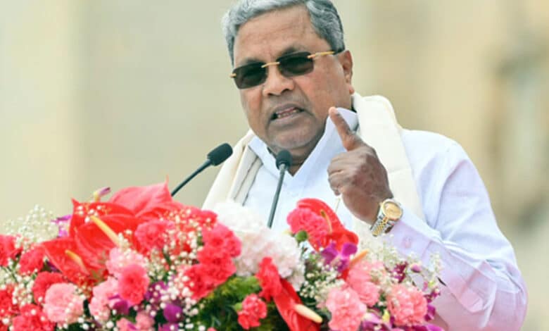 Siddaramaiah Asserts No Room in Karnataka Government for Officers not Committed to the Constitution