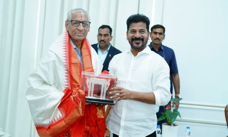 Former Governor E.S.L. Narasimhan meets CM Revanth