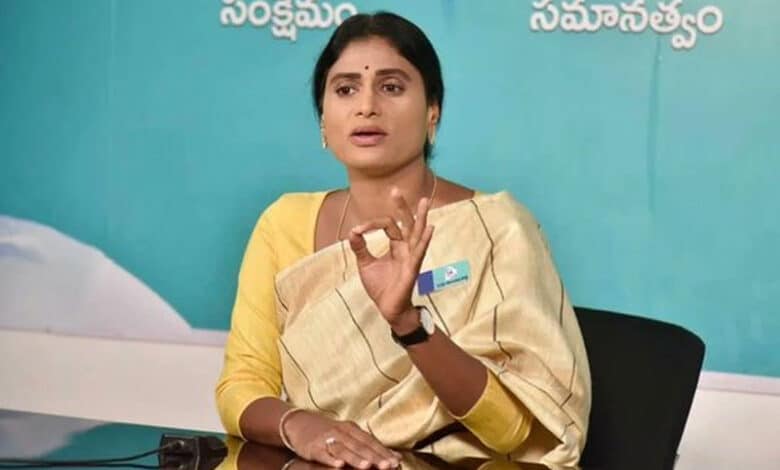 YSR's Daughter Sharmila Poised to Join Congress