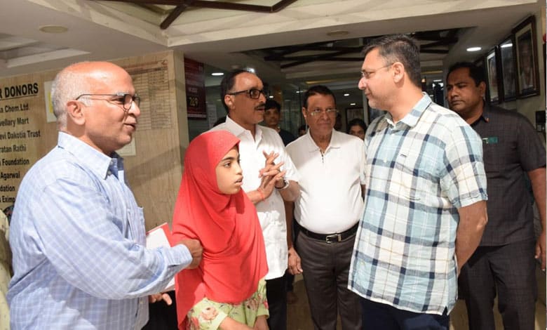 AKBAR 2 Akbaruddin Owaisi, MLA Chandrayangutta visits Thalassemia Sickle Cell Society (TSCS) Hyderabad