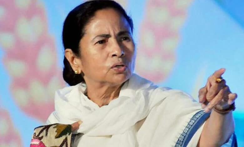 Mamata Challenges Centre: Put me behind bars, and I'll emerge by making a hole