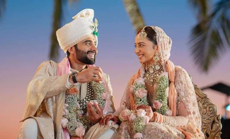 RAKUL WEDDING Jackky Bhagnani, Rakul Preet Singh are married now