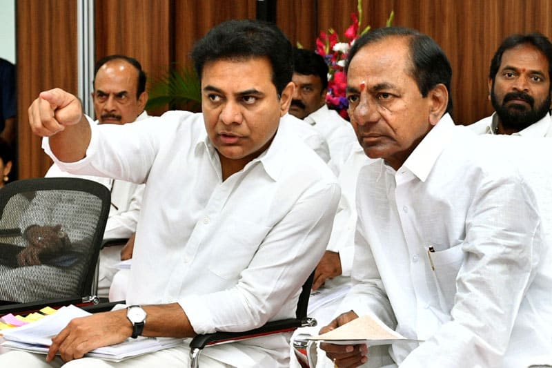 'KCR, KTR will go to jail in phone tapping case'