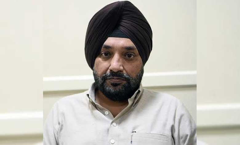 Have only resigned as Delhi Congress chief, not joining any political party: Arvinder Singh Lovely