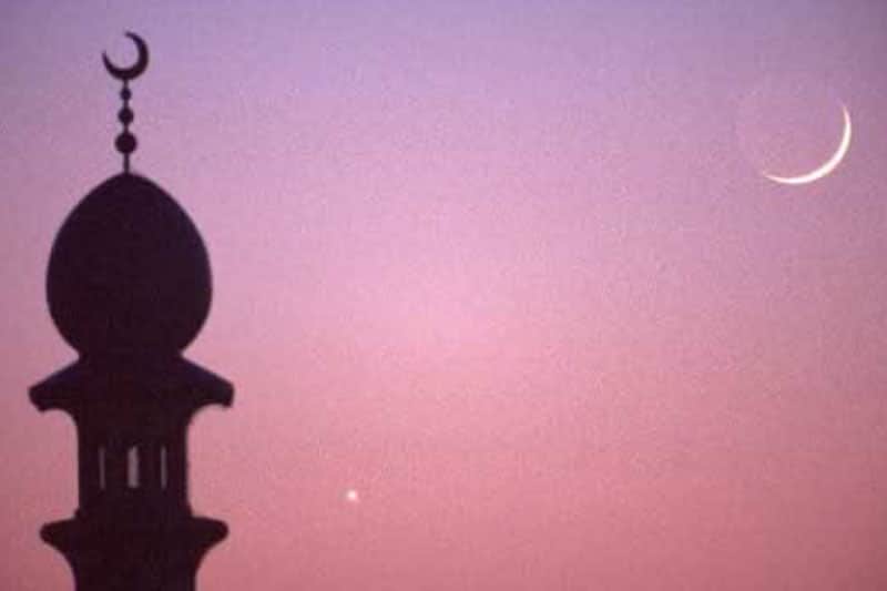 Eid-ul-Fitr in India: Live Updates on Crescent Moon Sighting