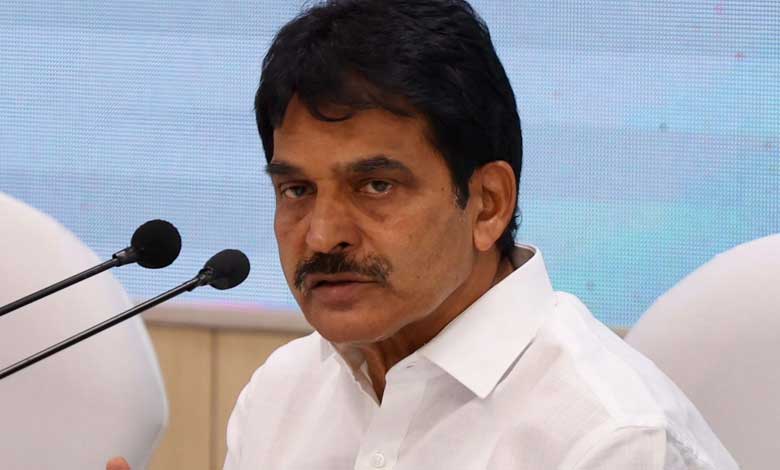 LS polls: AICC's Venugopal to visit Hyderabad for talks on finalising three candidates