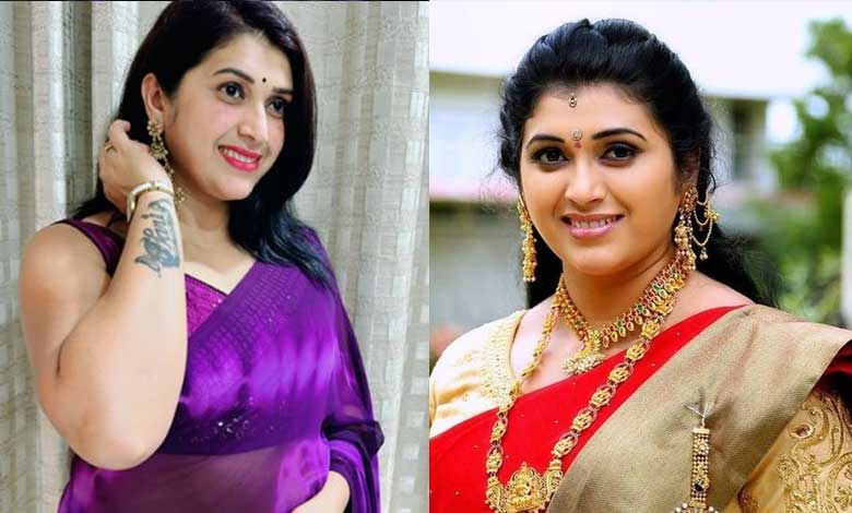 Serial actress Pavithra died in road accident