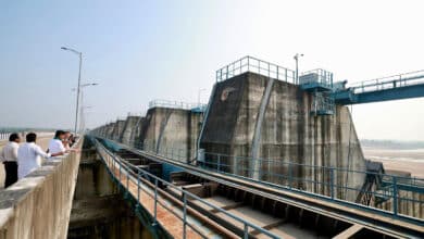 Telangana decides to take up repairs to Kaleshwaram barrages