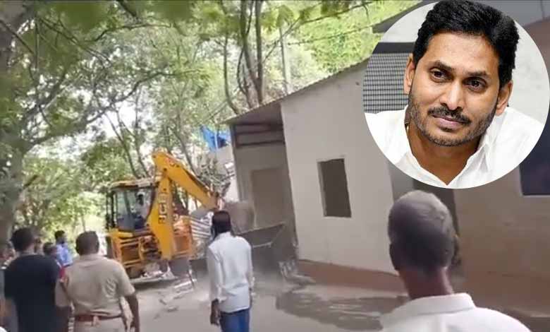 Unauthorized structures at Ex-AP CM Jagan's residence in Hyderabad demolished