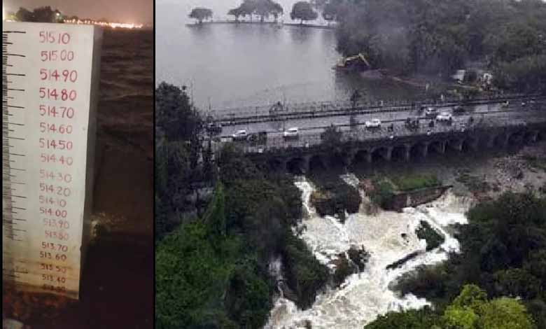 Hyderabad News | Hussain Sagar Lake almost full after heavy rains