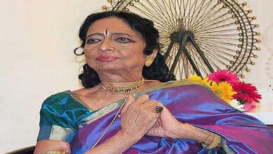 Telangana CM condoles death of Yamini Krishnamurthy