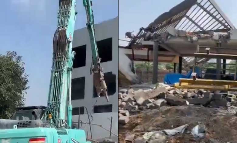 Hyderabad News | HYDRA Targets Illegal Constructions in Sweeping Demolition Drive