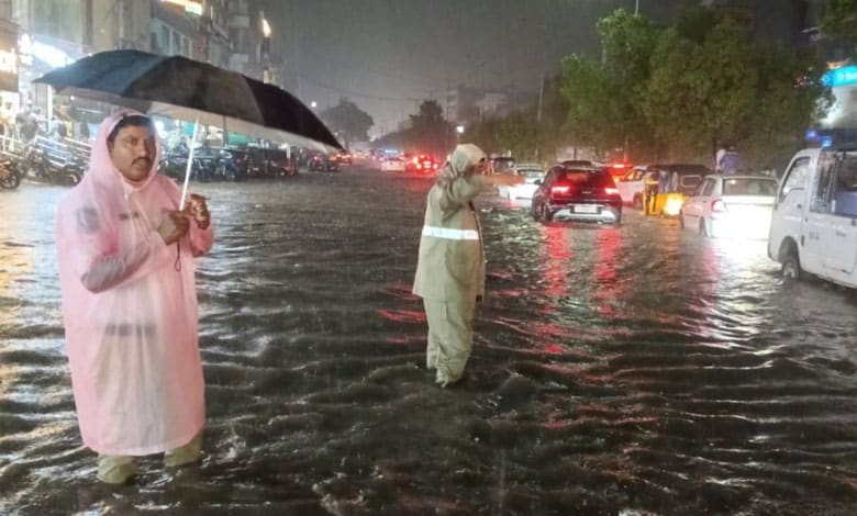 Hyderabad Faces Heavy Rains and Flooding: Continued Downpour Expected, Authorities Urge Residents to Stay Indoors