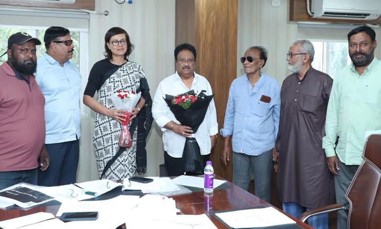 Hyderabad: Secretary Afsar Ahmed and Officials Greet Special Representative A.P. Jithender Reddy