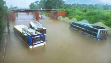 Telangana | Heavy Rains Lash Andhra Pradesh, Paralyze Normal Life; One Dead in Vijayawada Landslide