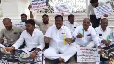 Telangana Sarpanch JAC Protests at Secretariat Over Pending Bills, Police Arrest Several Sarpanches